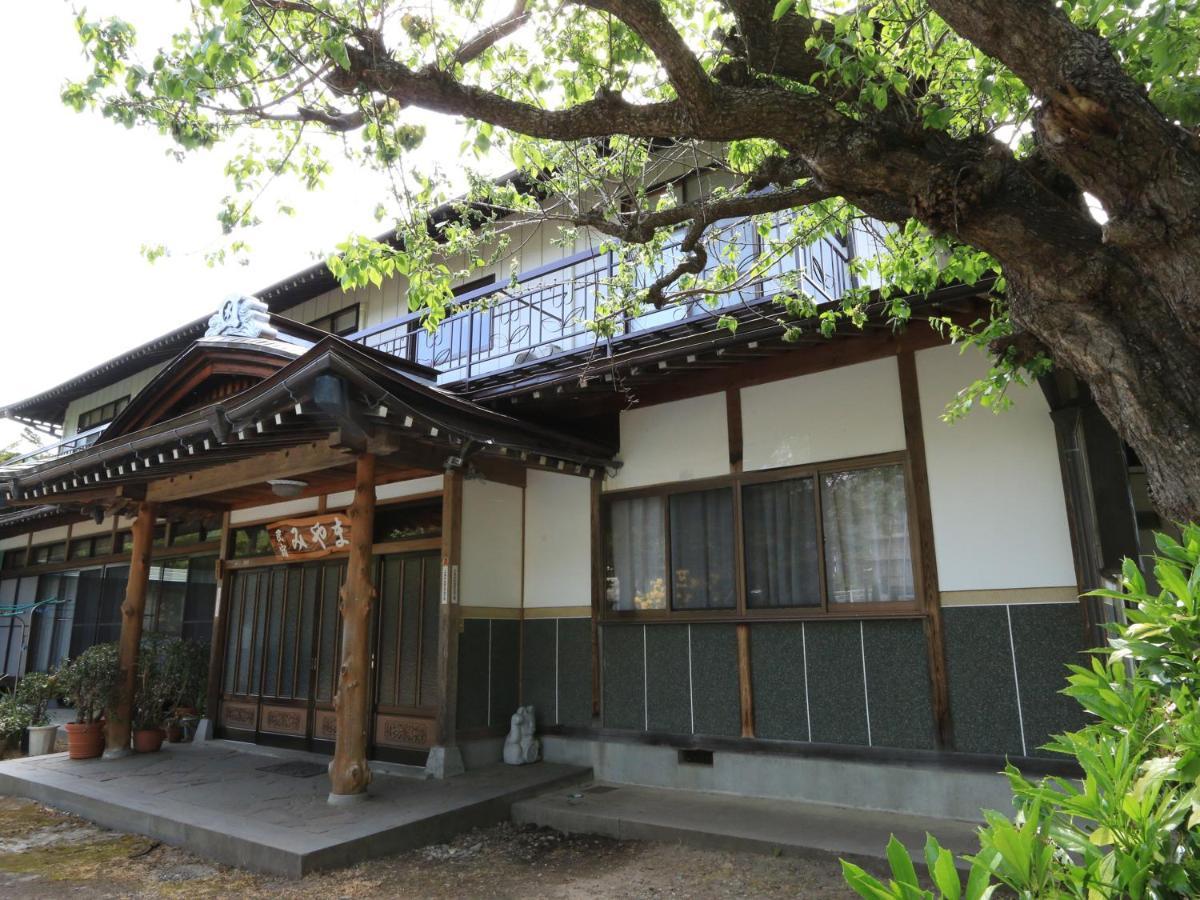 Готель Minshuku Miyama Nakano  Екстер'єр фото
