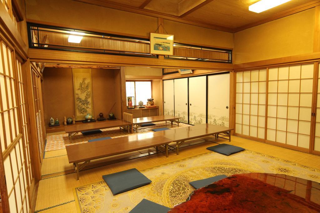 Готель Minshuku Miyama Nakano  Екстер'єр фото
