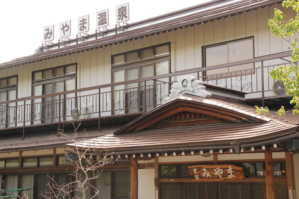 Готель Minshuku Miyama Nakano  Екстер'єр фото