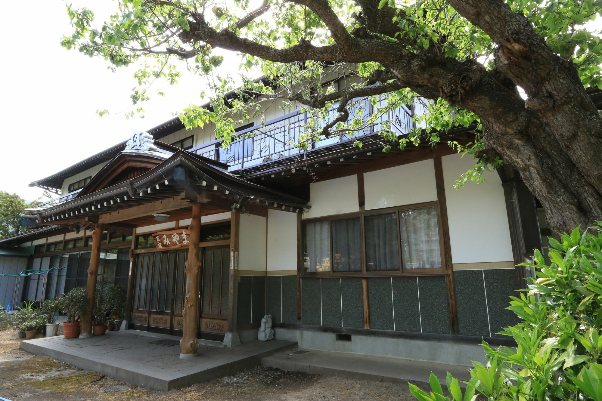 Готель Minshuku Miyama Nakano  Екстер'єр фото